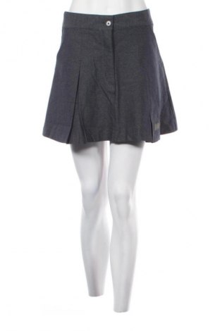 Пола Nike, Размер M, Цвят Сив, Цена 127,99 лв.