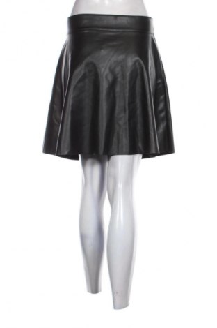 Пола Noisy May, Размер XL, Цвят Черен, Цена 93,99 лв.