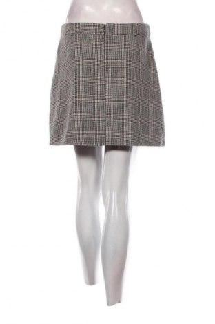 Пола Primark, Размер M, Цвят Многоцветен, Цена 19,00 лв.