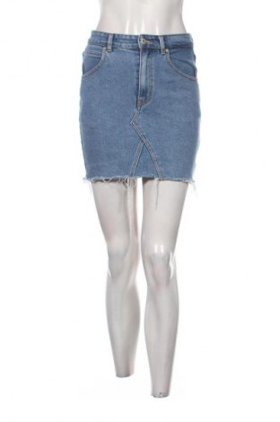 Пола Pull&Bear, Размер S, Цвят Син, Цена 26,99 лв.