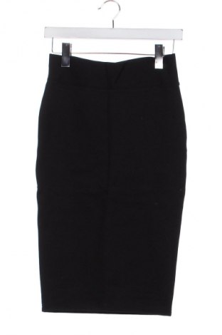 Spódnica Reserved, Rozmiar XS, Kolor Czarny, Cena 43,68 zł