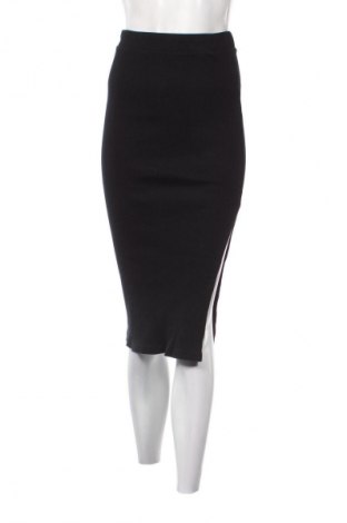 Пола Sinsay, Размер M, Цвят Черен, Цена 23,00 лв.