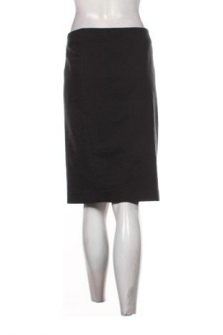 Пола Top Secret, Размер L, Цвят Черен, Цена 23,06 лв.