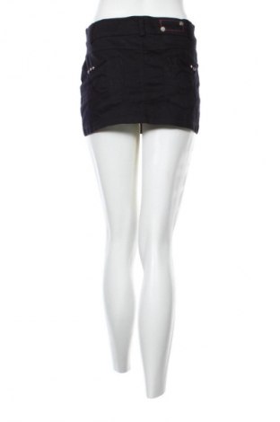 Пола Unbranded, Размер M, Цвят Черен, Цена 19,00 лв.