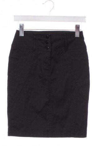 Пола Unbranded, Размер XS, Цвят Черен, Цена 19,00 лв.