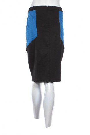 Пола Unbranded, Размер M, Цвят Черен, Цена 17,99 лв.