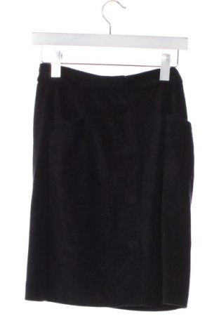 Φούστα Yfl Reserved, Μέγεθος XS, Χρώμα Μαύρο, Τιμή 9,72 €