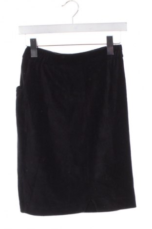 Φούστα Yfl Reserved, Μέγεθος XS, Χρώμα Μαύρο, Τιμή 9,72 €