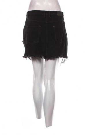 Szoknya Zara, Méret L, Szín Fekete, Ár 13 359 Ft