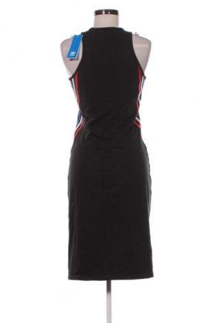 Kleid Adidas, Größe XS, Farbe Schwarz, Preis 127,99 €