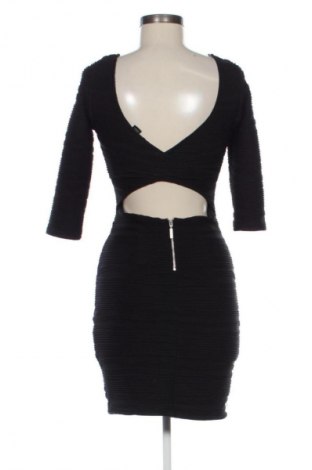 Рокля Amisu, Размер S, Цвят Черен, Цена 39,03 лв.