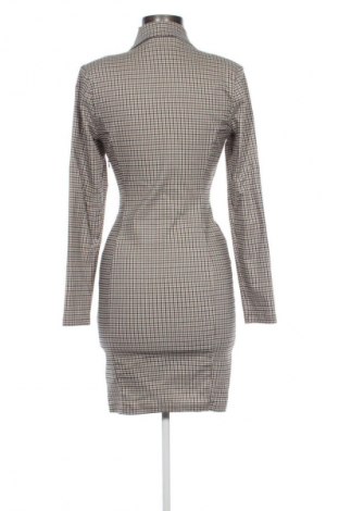 Kleid Amisu, Größe M, Farbe Mehrfarbig, Preis 19,95 €