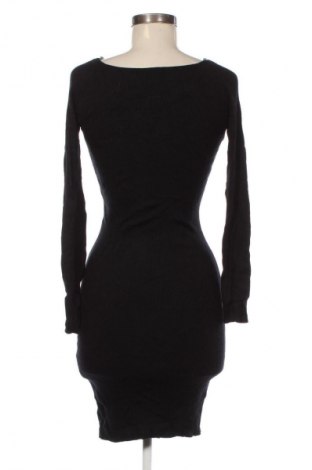 Рокля Amisu, Размер M, Цвят Черен, Цена 12,78 €