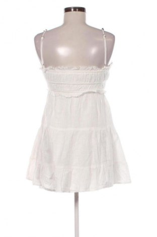 Sukienka Bershka, Rozmiar S, Kolor Biały, Cena 133,99 zł