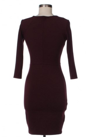 Ruha Bershka, Méret M, Szín Piros, Ár 7 199 Ft