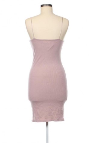 Рокля Bik Bok, Размер M, Цвят Розов, Цена 35,99 лв.