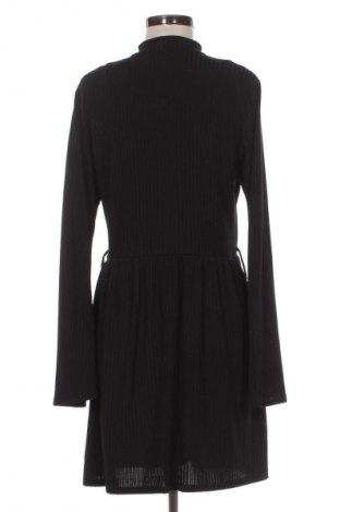 Kleid Boohoo, Größe XL, Farbe Schwarz, Preis 20,02 €