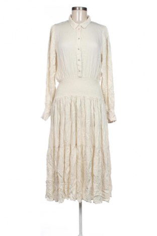 Kleid Bruuns Bazaar, Größe XL, Farbe Ecru, Preis 127,99 €