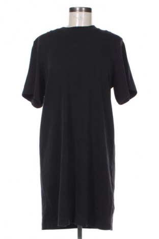 Ruha COS, Méret M, Szín Fekete, Ár 14 959 Ft