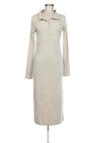 Rochie Calvin Klein Jeans, Mărime L, Culoare Bej, Preț 442,99 Lei