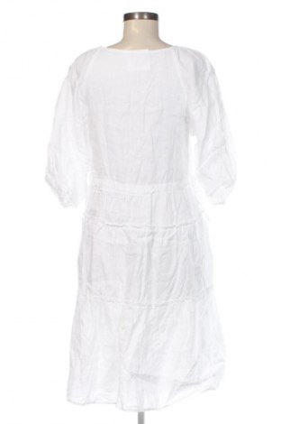 Рокля Carla Montanarini, Размер M, Цвят Бял, Цена 62,99 лв.