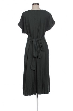 Kleid Carry, Größe S, Farbe Grün, Preis 20,03 €