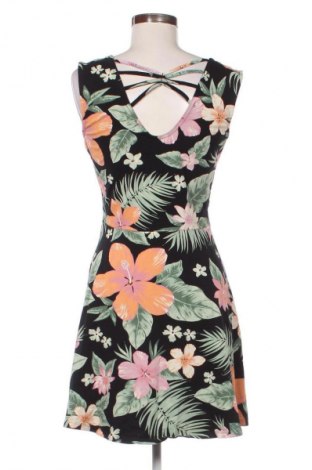 Рокля Clockhouse, Размер XL, Цвят Многоцветен, Цена 39,03 лв.