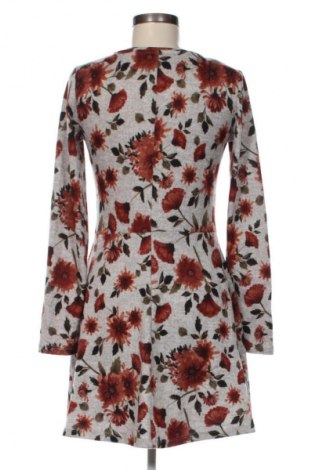 Рокля Clockhouse, Размер L, Цвят Многоцветен, Цена 39,00 лв.