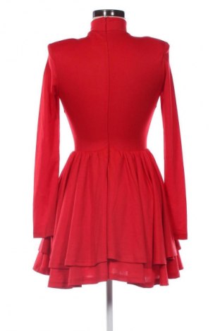Ruha Club L, Méret S, Szín Piros, Ár 16 456 Ft