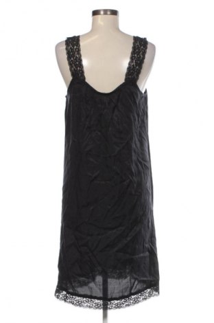 Kleid Cream, Größe M, Farbe Schwarz, Preis 94,99 €