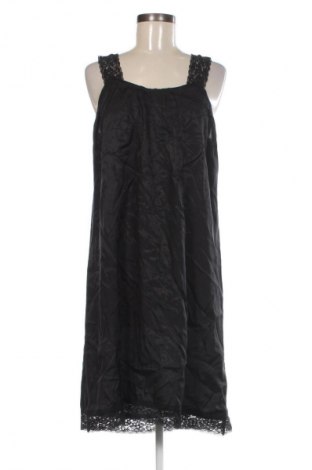 Kleid Cream, Größe M, Farbe Schwarz, Preis 94,99 €