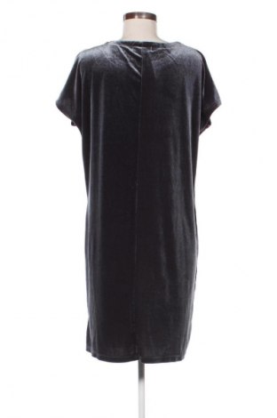 Kleid Cream, Größe L, Farbe Grau, Preis 49,10 €