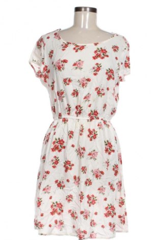 Рокля Cropp, Размер L, Цвят Многоцветен, Цена 48,88 лв.