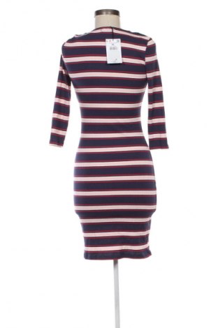 Rochie Cropp, Mărime XL, Culoare Multicolor, Preț 256,99 Lei