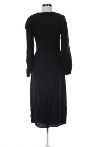 Kleid Edited, Größe M, Farbe Schwarz, Preis 24,55 €