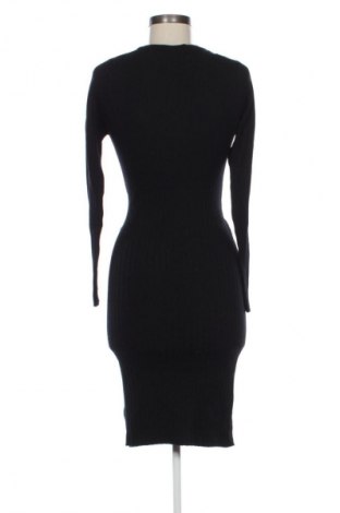 Рокля Esmara, Размер S, Цвят Черен, Цена 73,16 лв.