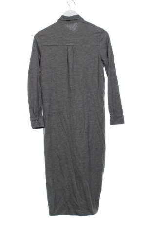 Рокля Esprit, Размер XS, Цвят Сив, Цена 48,00 лв.