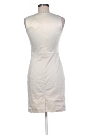 Рокля Esprit, Размер XS, Цвят Бежов, Цена 54,74 лв.