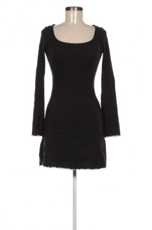 Sukienka Even&Odd, Rozmiar S, Kolor Czarny, Cena 133,99 zł