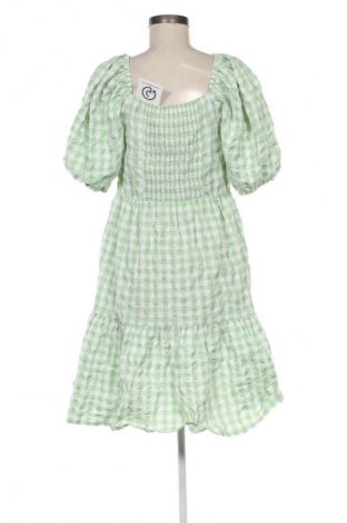 Šaty  F&F, Velikost M, Barva Vícebarevné, Cena  350,00 Kč