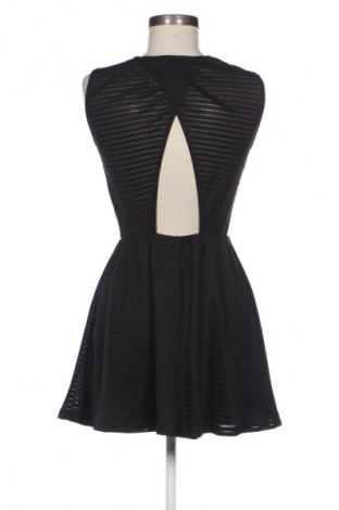 Sukienka Fb Sister, Rozmiar S, Kolor Czarny, Cena 89,66 zł