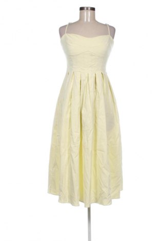 Sukienka Guess, Rozmiar M, Kolor Żółty, Cena 293,99 zł