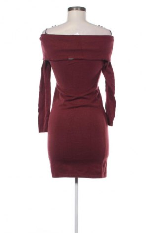 Kleid Guess, Größe M, Farbe Rot, Preis 147,99 €