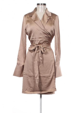 Ruha Guess, Méret L, Szín Barna, Ár 55 749 Ft