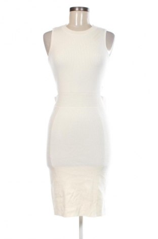 Ruha Guess, Méret L, Szín Ekrü
, Ár 63 669 Ft