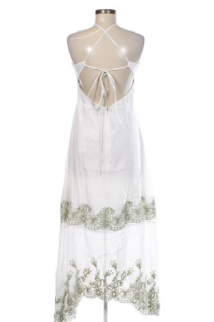 Рокля Guess, Размер M, Цвят Многоцветен, Цена 254,99 лв.