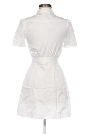 Kleid Guess, Größe L, Farbe Weiß, Preis € 147,99