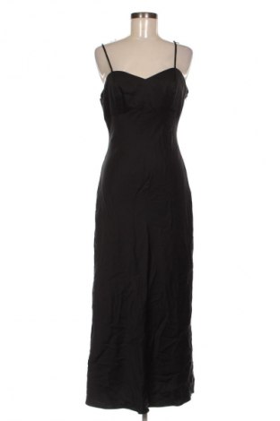 Рокля Guess, Размер M, Цвят Черен, Цена 239,99 лв.