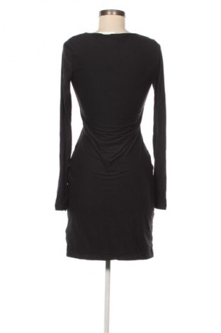 Kleid Guess, Größe L, Farbe Schwarz, Preis 147,99 €