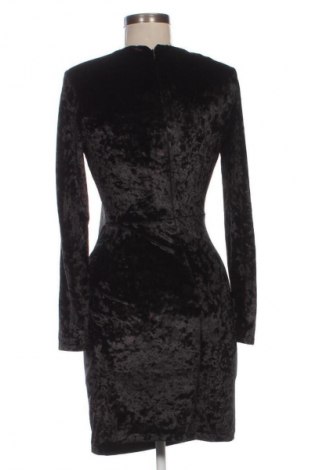 Sukienka Guess, Rozmiar M, Kolor Czarny, Cena 472,99 zł